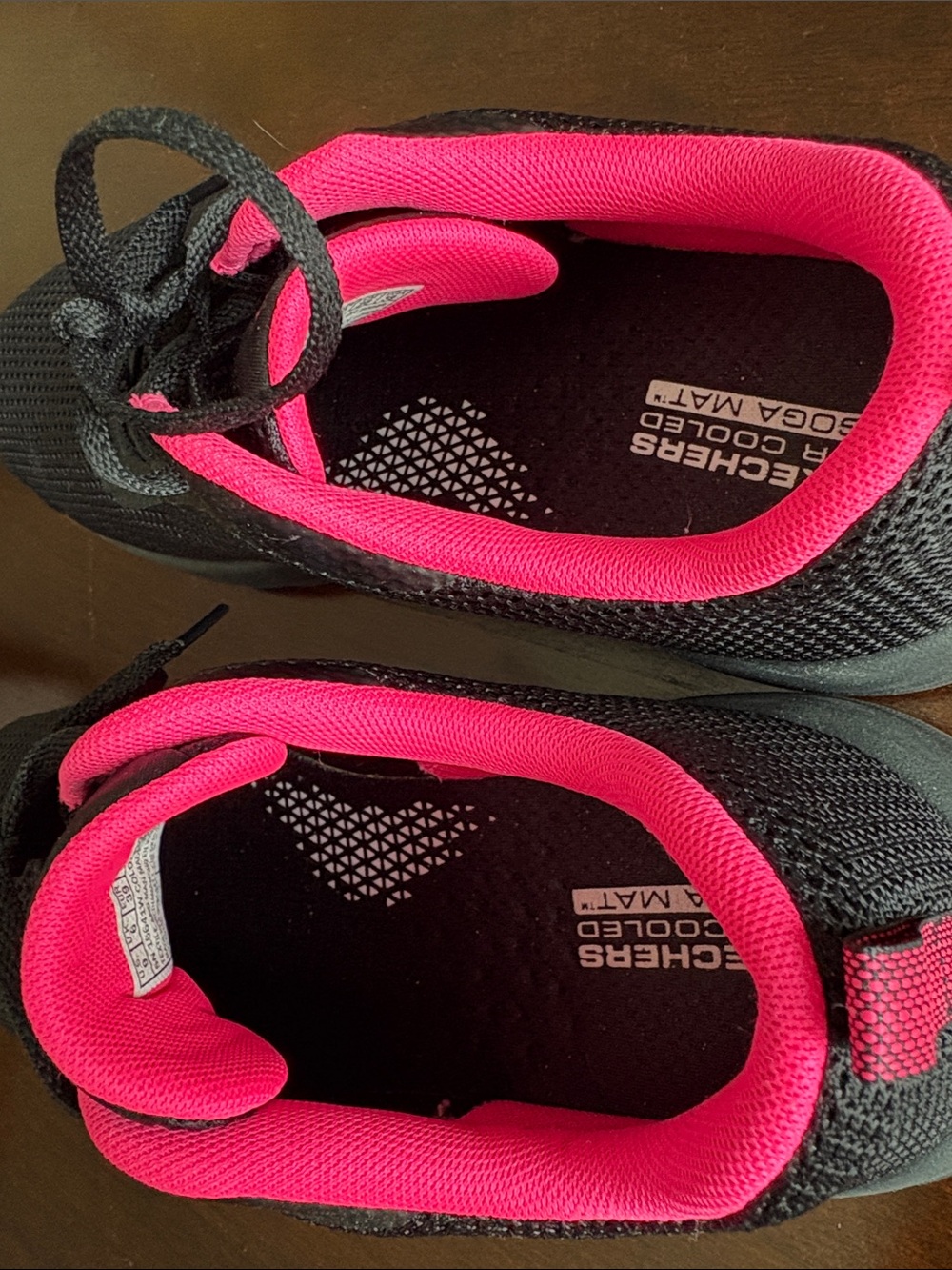 Skechers Black Athletic Sneakers with Hot Pink Lining - Picture 7 of 8